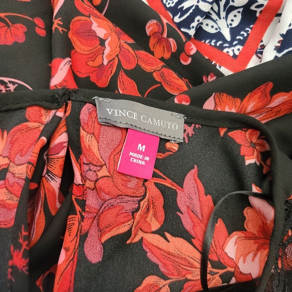 Vince Camuto Long Sleeve Lace Yoke Floral Pleat Front Blouse - Picture 6 of 9